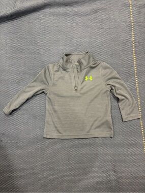 NWOT Under Armour Kids Gray Quarter-Zip Pullover with Neon Yellow Logo
